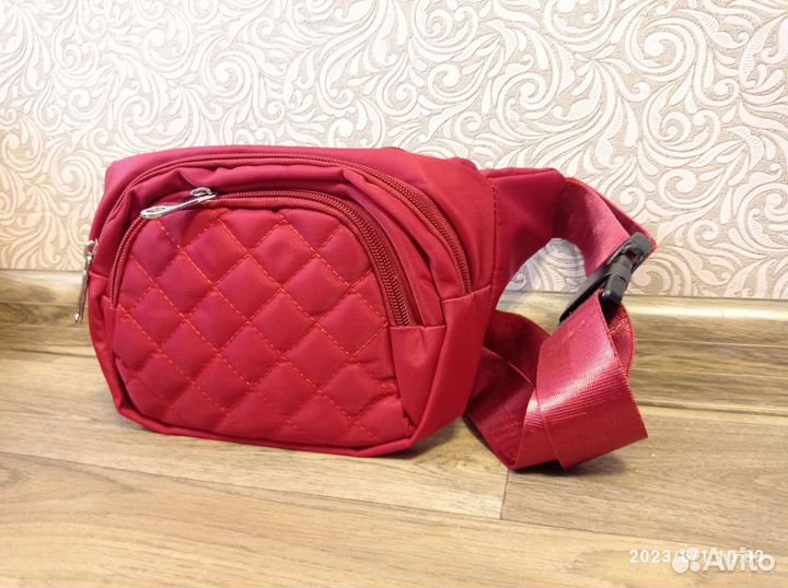 Многофункциональная сумка для девушки