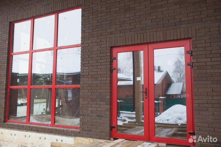 Алюминиевые двери