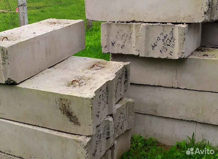 Фундаментные блоки б/у