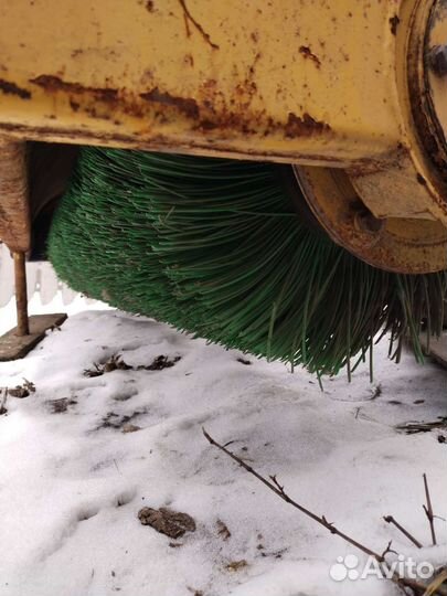 Щетка коммунальная