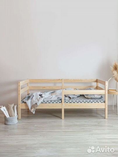 Детская кровать от 3 лет с бортиками