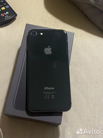 iPhone 8, 64 ГБ