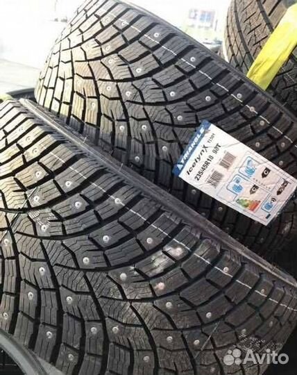 Triangle IcelynX TI501 235/45 R18 98T