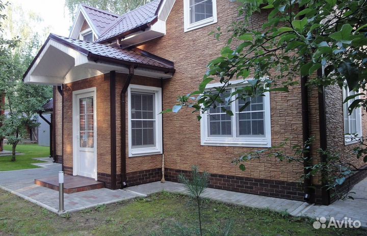 Фасадные панели для наружной отделки дома