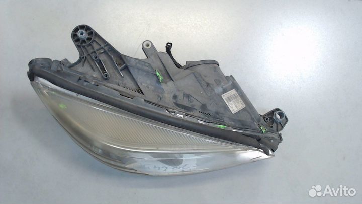 Фара (передняя) Mercedes C W204, 2008