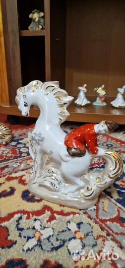 Статуэтка фарфор Дулево 