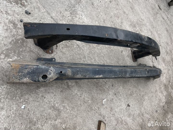 Усилитель бампера passat b5+