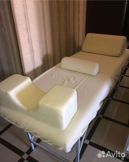 Кушетка/лампа/инструменты