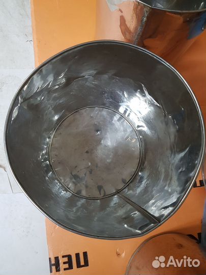 Бачки из нержавейки, комплект - 5 шт. с крышками