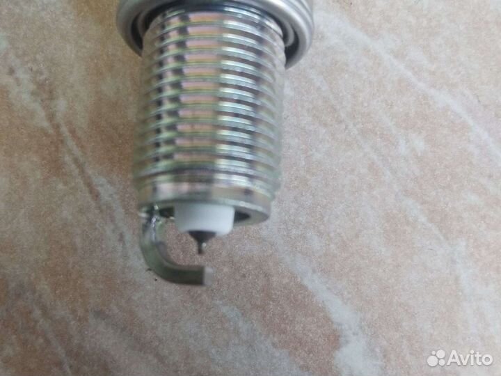 Свеча зажигания NGK ifr7g-11KS honda