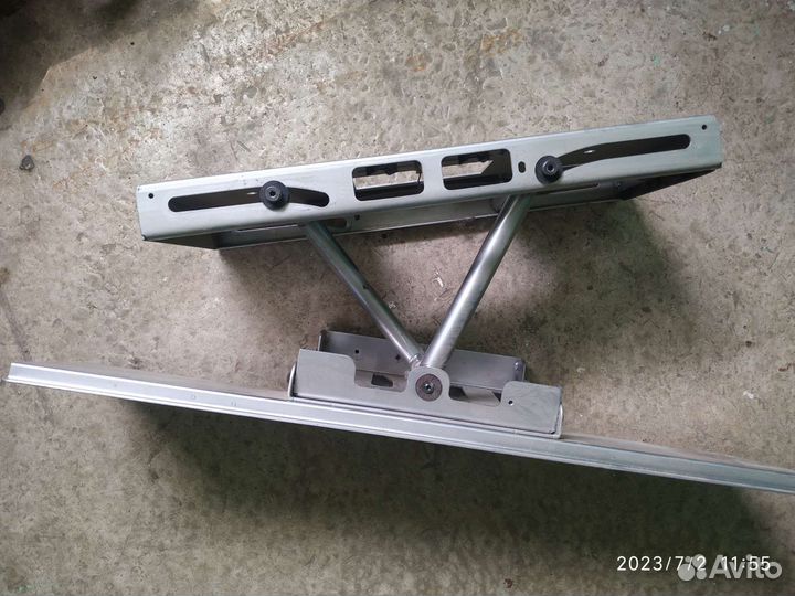 Кронштейн peerless для телевизора на стену