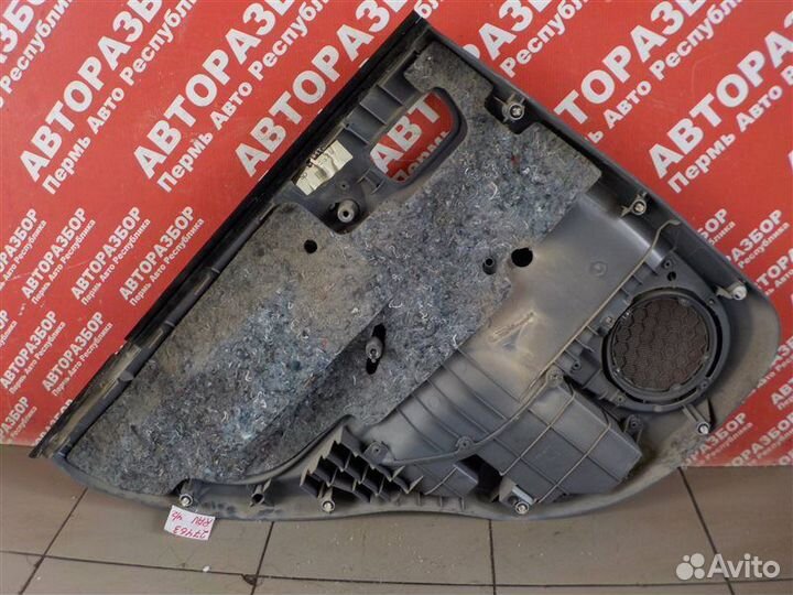 Дверная карта задняя правая Toyota Rav 4 XA20 1CD