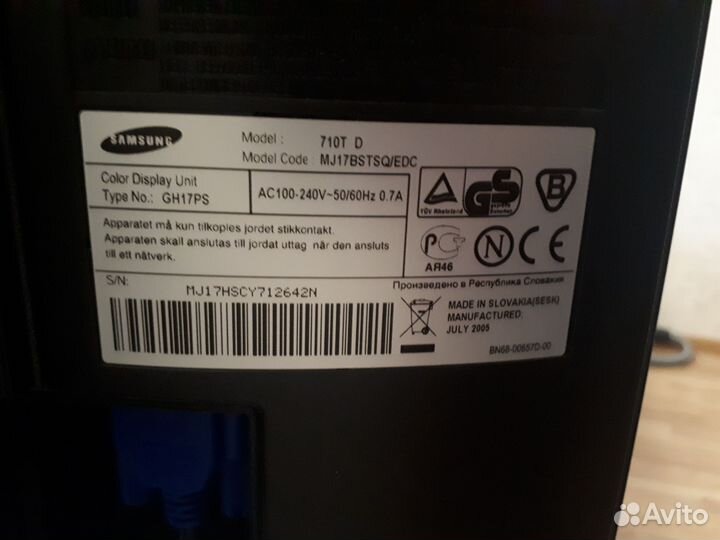 Монитор Samsung