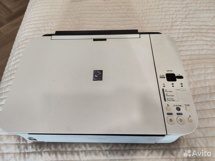 Цветной струйный принтер canon MP 250