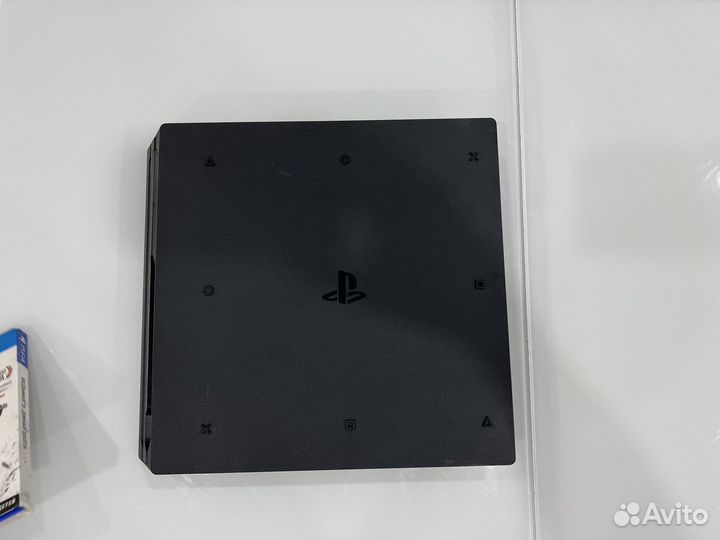 Игровая приставка ps4 pro 1tb
