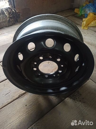 Запасное колесо с диском новое на ниву