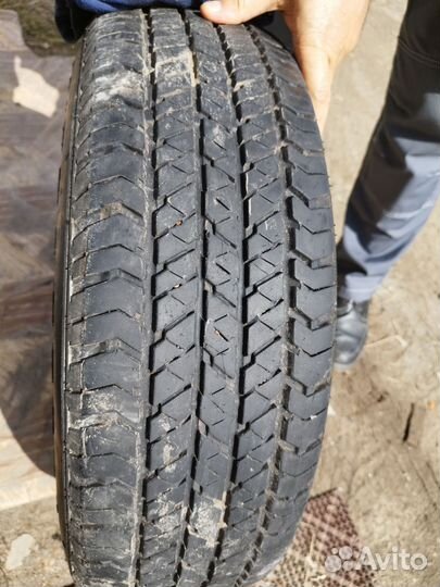 Bridgestone Dueler H/T 205/70 R15