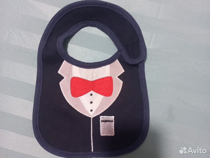 Слюнявчик нагрудник новые