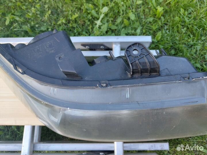 Фара правая Honda accord 7 (Depo)