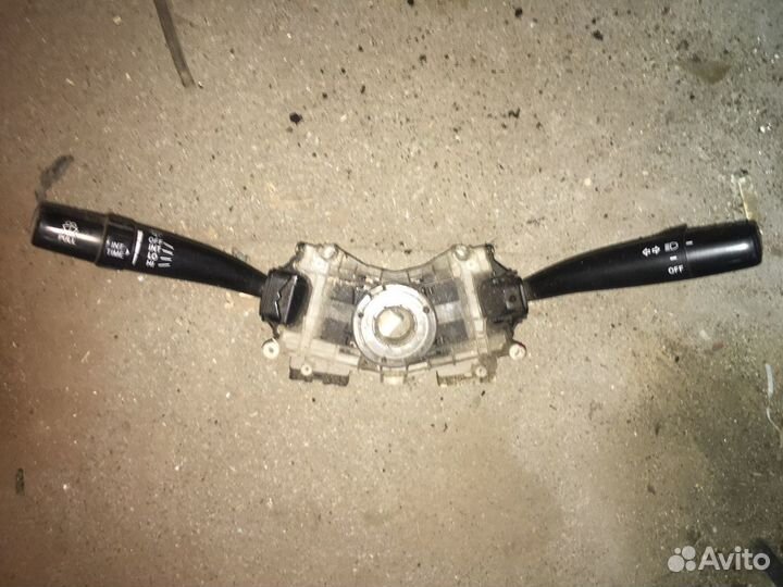 Подрулевые переключатели Toyota vista SV30