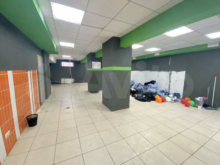 Аренда, 1 этаж, красная линия, 188 м²