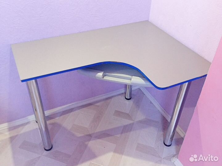 Компьютерный стол бу