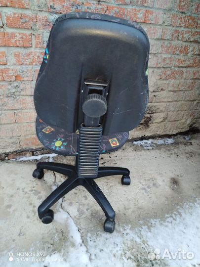 Компьютерное кресло