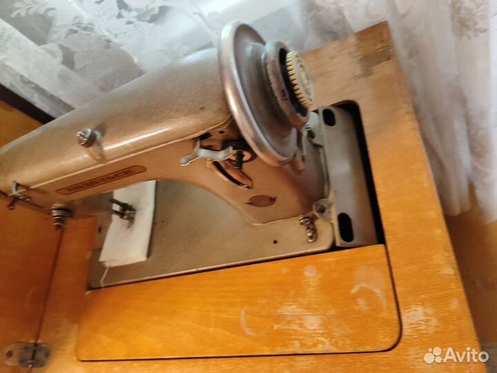 Швейная машинка подольск ножная
