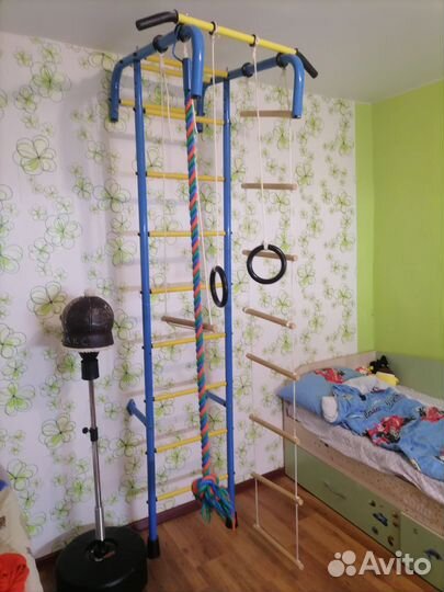 Детская шведская стенка