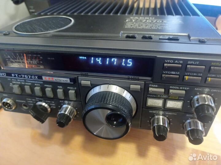 Кв трансивер Yaesu FT-757gx