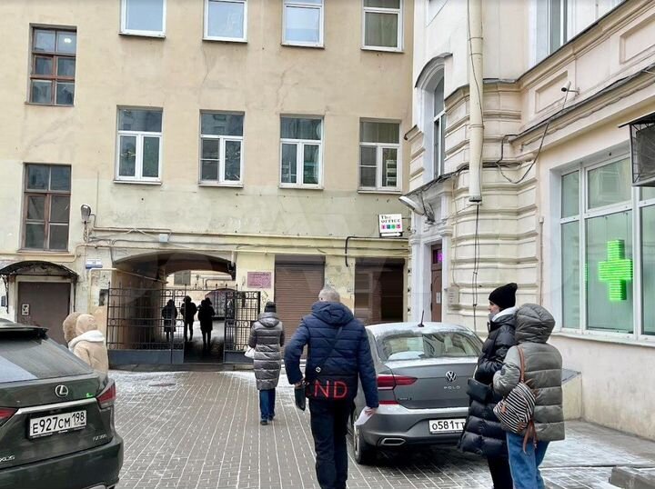 105м² суперпрох на входе м.Владимирская