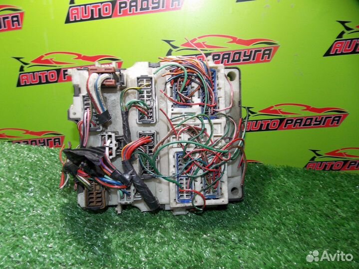 Блок предохранителей nissan A32,HA32,PA32,WA32,WHA