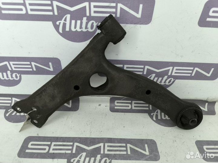 Рычаг передний правый Toyota Avensis T250