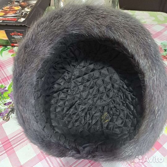 Шапка голубая норка женская