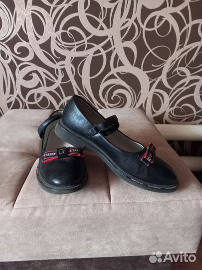 Туфли для девочки 37р Ботинки зимние 34р