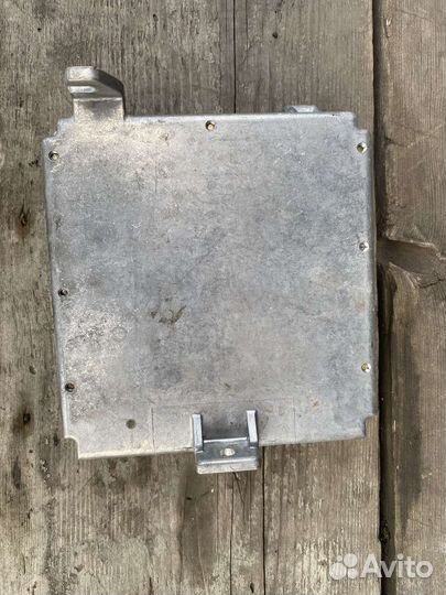 Блок управления двигателем