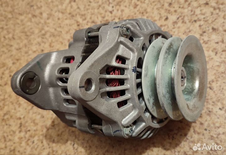 Генератор Mitsubishi L-200