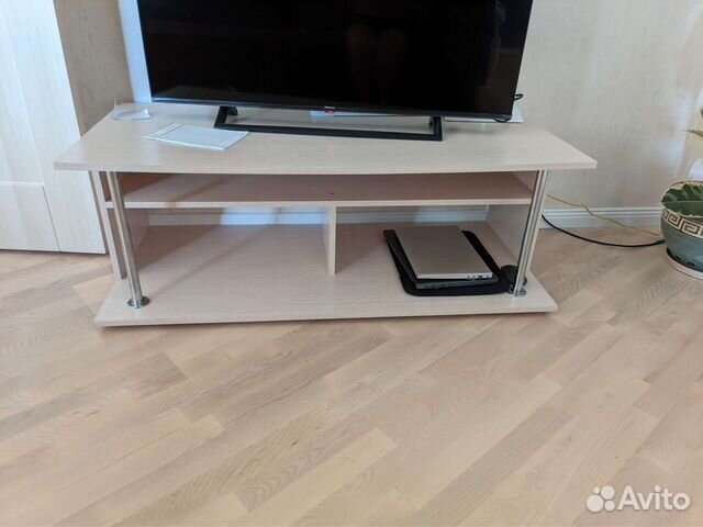 Тумба под телевизор lazurit