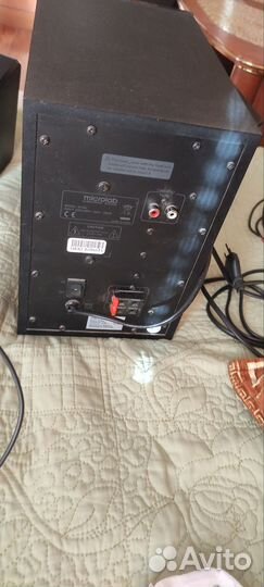 Сабвуфер и колонки microlab m500