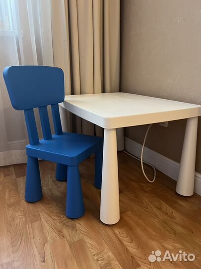 Детский стол и стул IKEA
