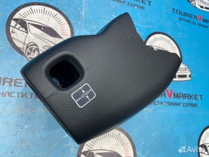 Кожух рулевой колонки Toyota Celsior UCF31 3UZ-FE