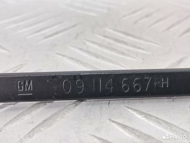 Щеткодержатель (поводок стеклоочистителя, дворник)