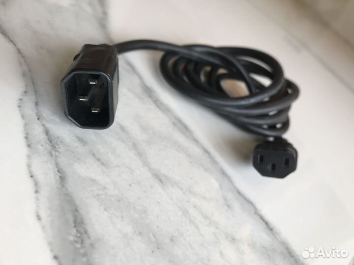 Кабели:hdmi,DVI,Патч-корд,С17,Toslink. Бесплатно