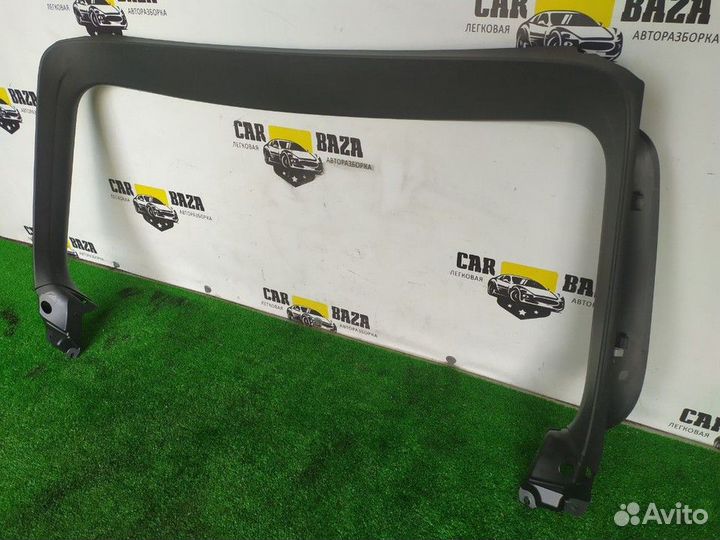 Обшивка крышки багажника