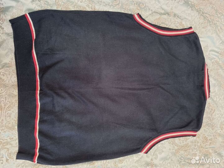 Форменный школьный жилет Химки. Школьная форма