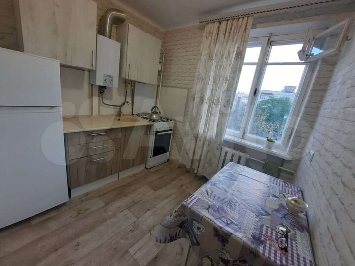 2-к. квартира, 52 м², 4/5 эт.