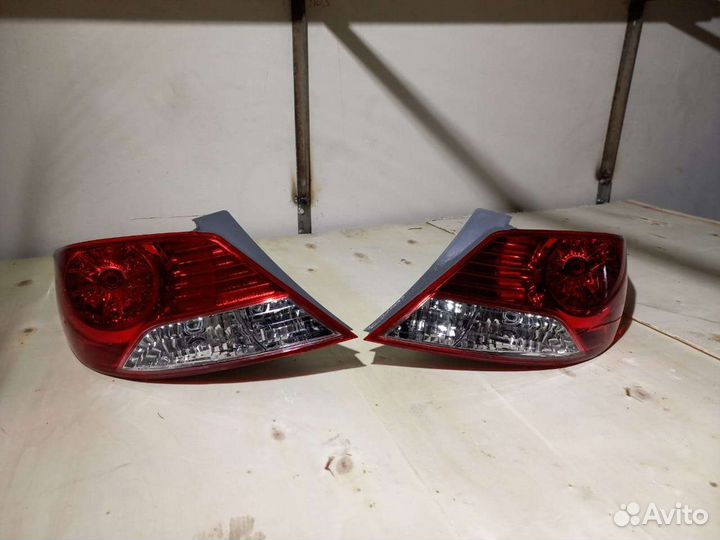 Заднем фонарь левый правый hyundai solaris 1 седан