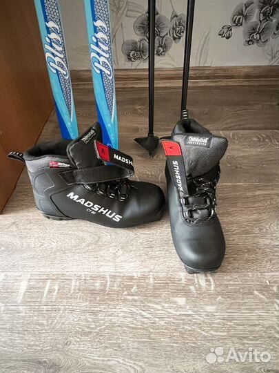 Лыжи детские 170 с ботинками 38 р