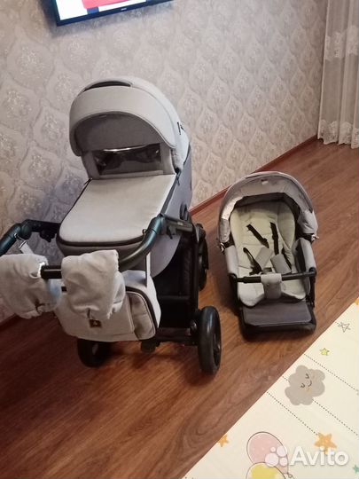 Продается детская коляска