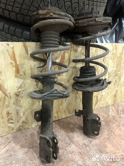 Передние стойки тайота noah и гидравлическая рейка